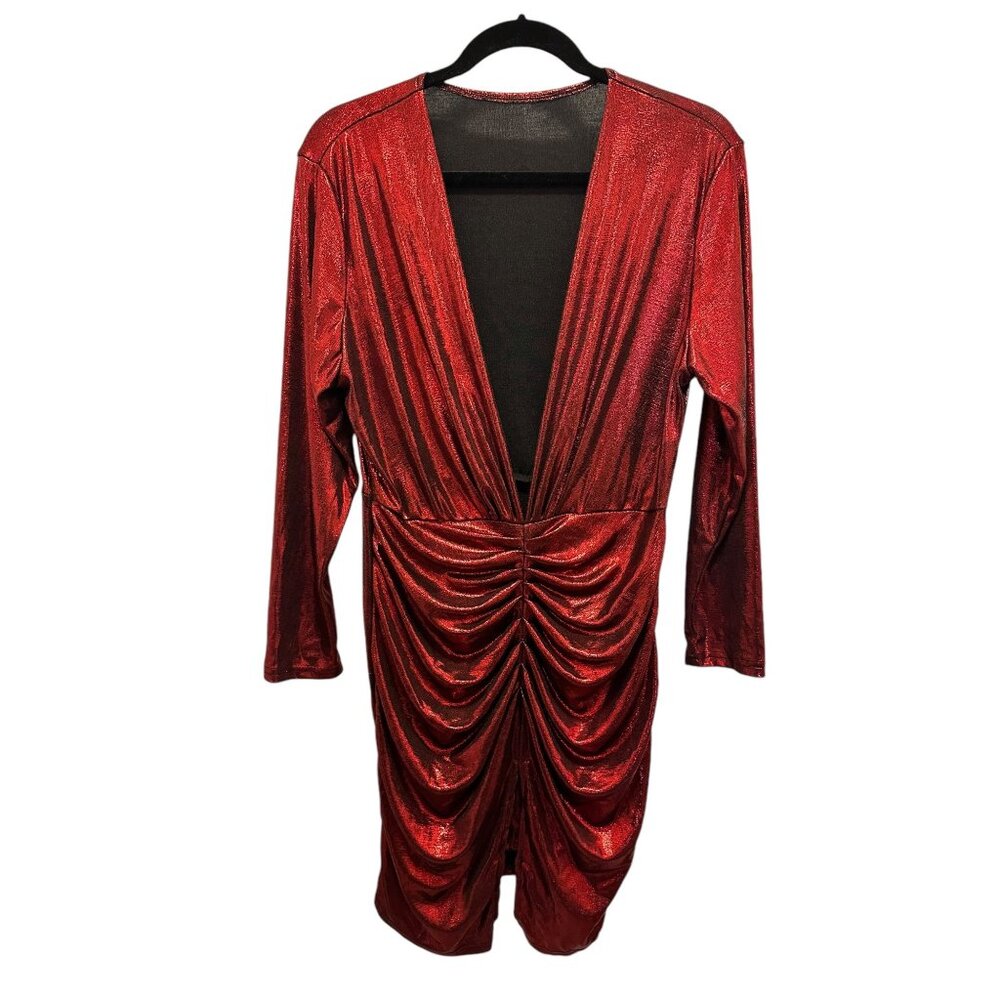 ✌️ 2/$40 ✌️ Red Shimmery Plunging Neck Ruched Body Con Dress sz L